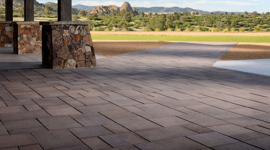 Lafitt® Grana Slab | Belgard Commercial